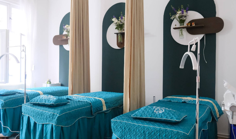 Luxury Head Spa &amp; Gesichtsbehandlung