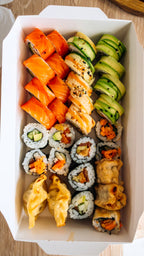 Crunchy- oder vegetarische Sushibox &amp; Gyoza