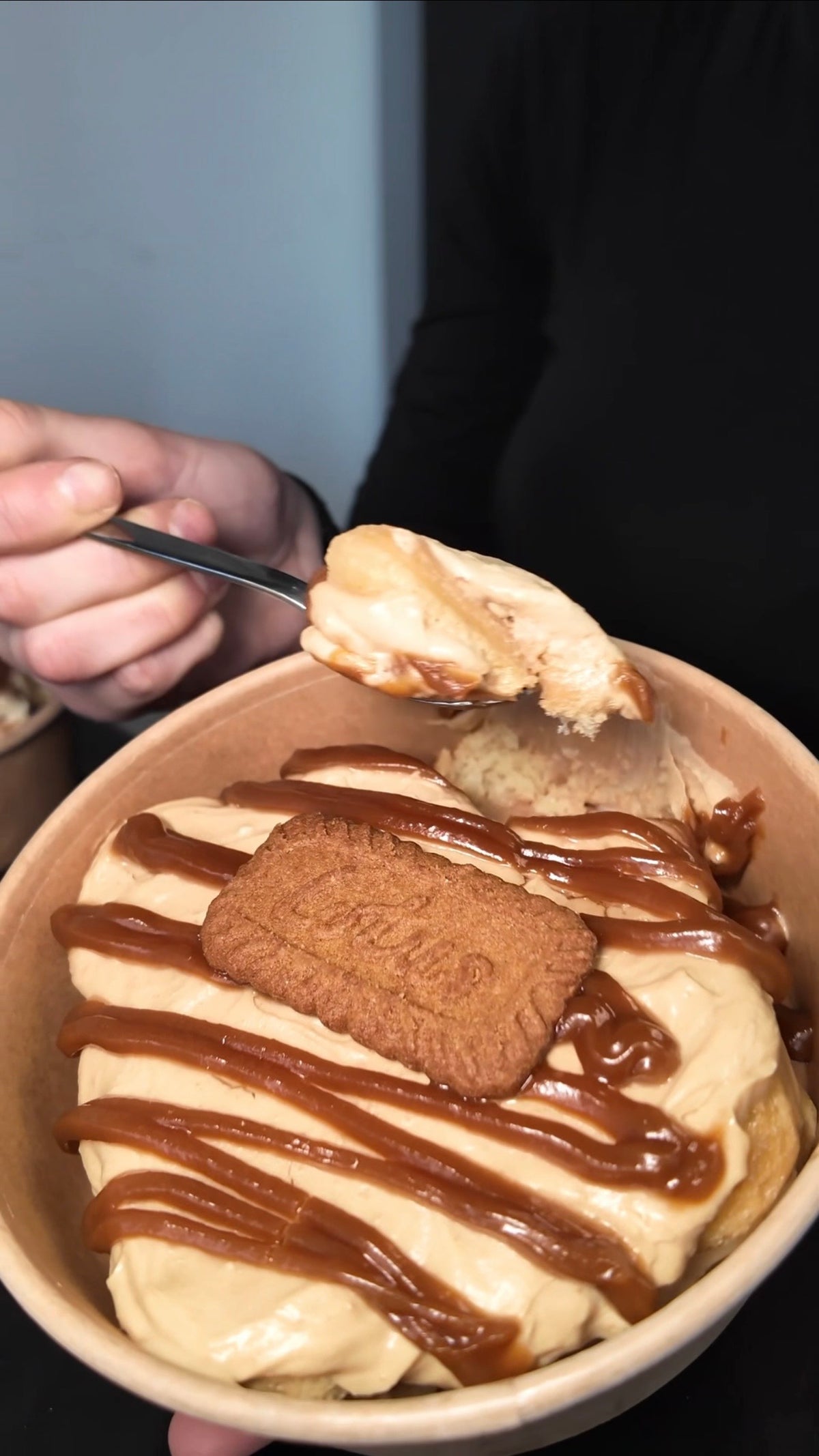 Pizza mit Dip &amp; Tiramisu für 2 Personen