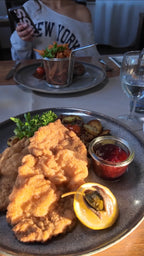 Wiener Schnitzel mit Beilagen