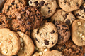 Große Auswahl an Cookies mit dunkler und weißer Schokolade, knusprig und weich gebacken – ein süßes Highlight von LU’s Sugar Buns Hanau