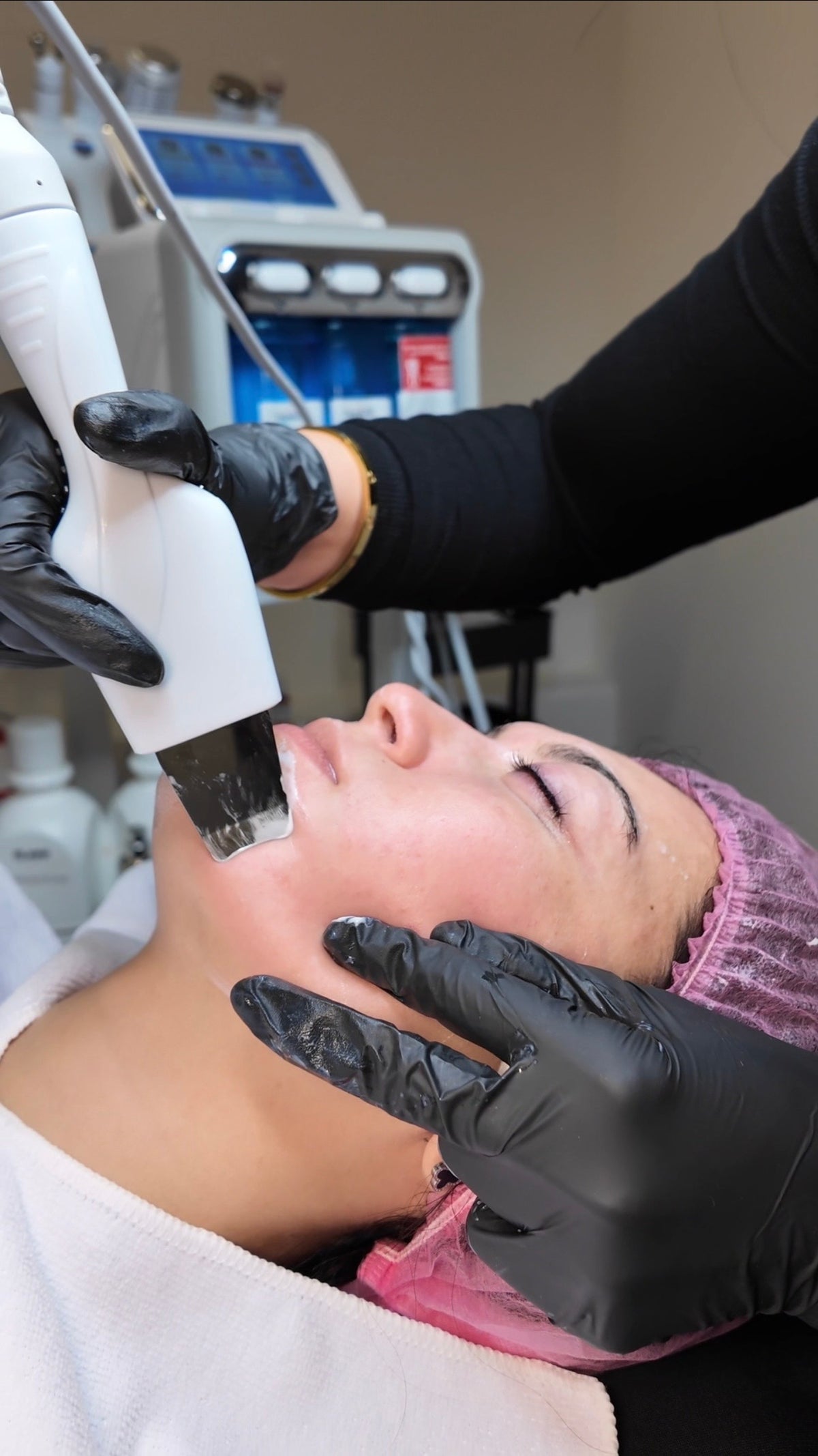 Lymphdrainage, EMS &amp; Aquafacial Behandlung