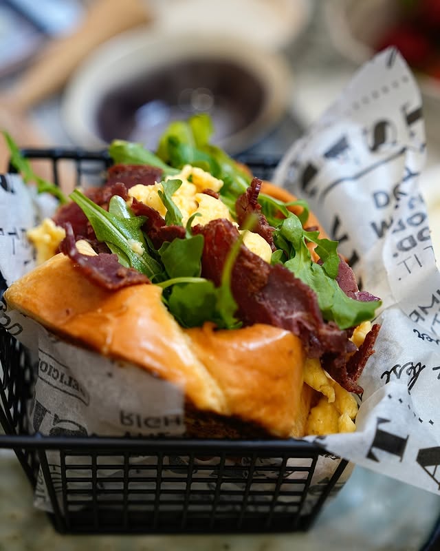 Egg Drop Sandwiches &amp; Getränke für 2 Personen