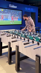 Interaktives Soccerbeatspiel &amp; Snack Menü
