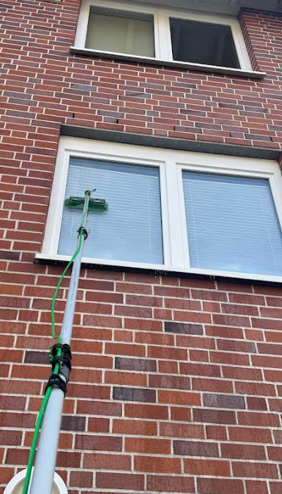 Fensterreinigung für 10 Fenster