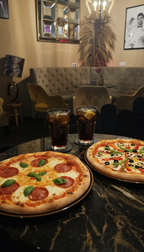 2 Pizzen & Softdrinks nach Wahl