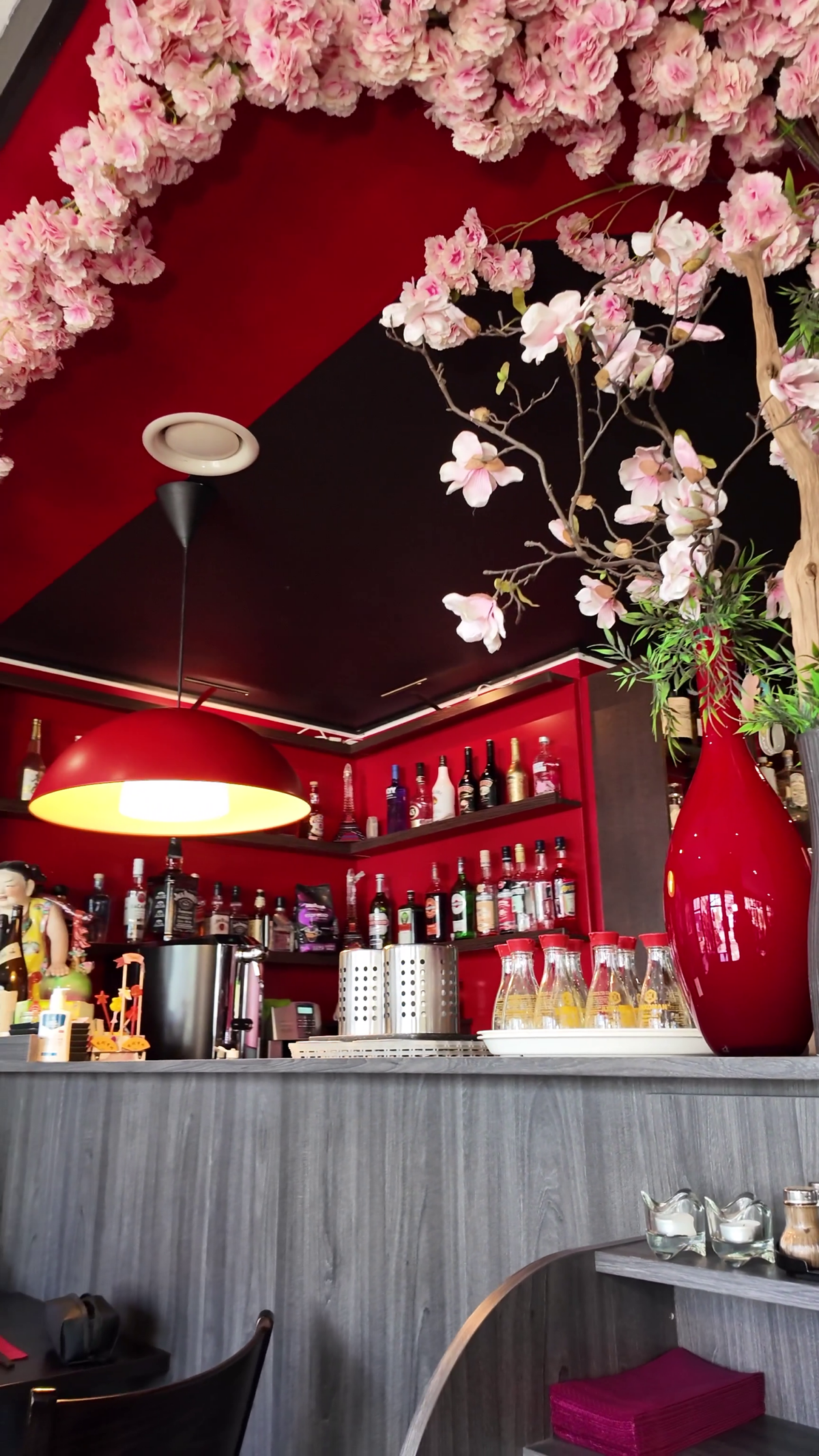 All-You-Can-Eat à la carte & Running Buffet