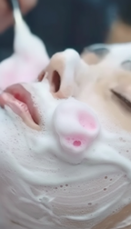 Gesichtsreinigung mit Fruchtsäurepeeling
