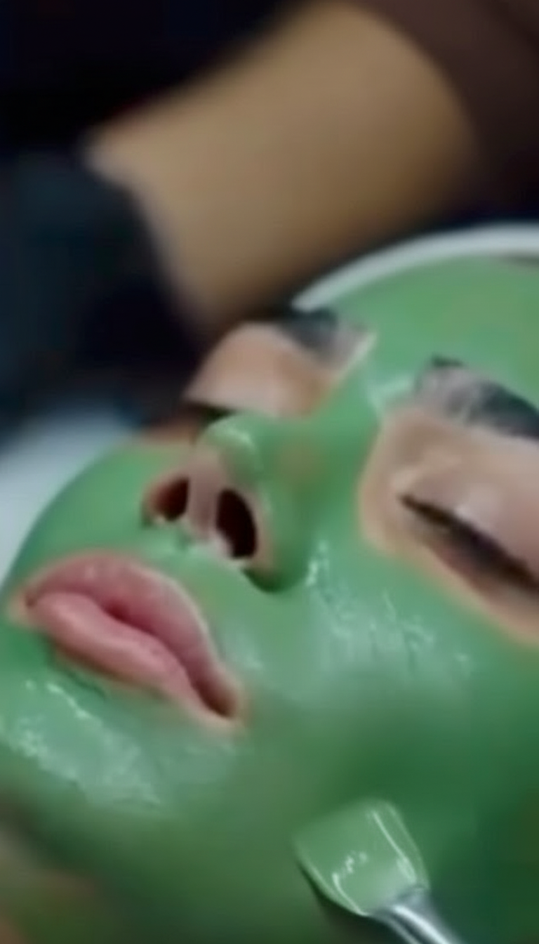 Gesichtsreinigung mit Fruchtsäurepeeling