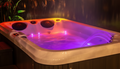 Beleuchteter Whirlpool im Day Spa bei Secret Wellness in Ahlen