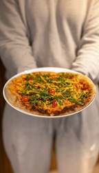 Frisch zubereitete Pizza nach Wahl mit Belag im Rusty and Co in Krefeld