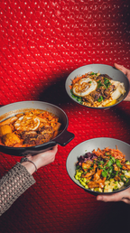 Malatang und Signature Bowls bei Mu Kii Malatang & More Dortmund – Auswahl an würzigen Malatang Gerichten und frisch zubereiteten Bowls mit vielfältigen Zutaten