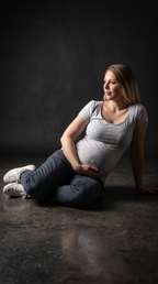 Babybauch Shooting mit Ausdruck