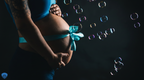 Babybauch Shooting mit Ausdruck