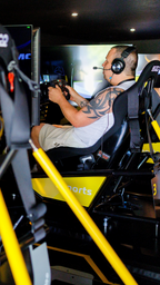 20 Min. Full-Motion Rennsimulator