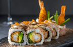 Fein angerichtete Sushi Rolls mit Tempura-Garnelen und Avocado im Zweigleisig Düsseldorf