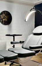 Moderner Behandlungsraum im SMP Vato Haarpigmentierungsstudio in Essen