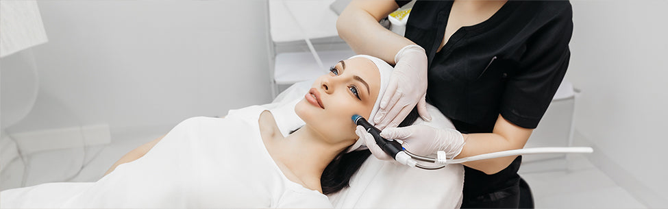 Hydrogen- und Aqua-Facial-Gesichtsbehandlung
