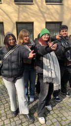 Gruppe in Action bei der Outdoor Escape Tour vom Maranja Adventure Club in Berlin