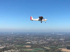 Ultraleichtflugzeug von Startbahnzwo6 Bottrop im Flug über dem Ruhrgebiet