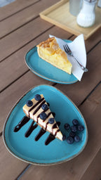 Matcha Latte, Whipped Coffee &amp; Kuchen für 2 Personen