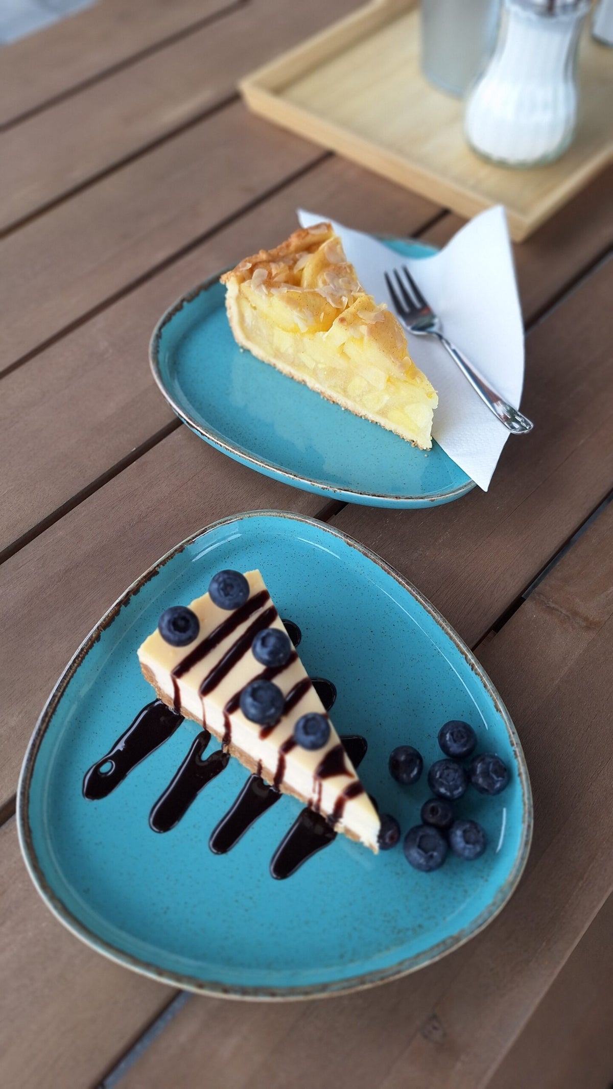 Matcha Latte, Whipped Coffee &amp; Kuchen für 2 Personen