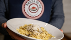 Handmade Pasta im Käselaib &amp; Getränk für 2 Personen