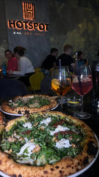 2 oder 4 Pizzen nach Wahl