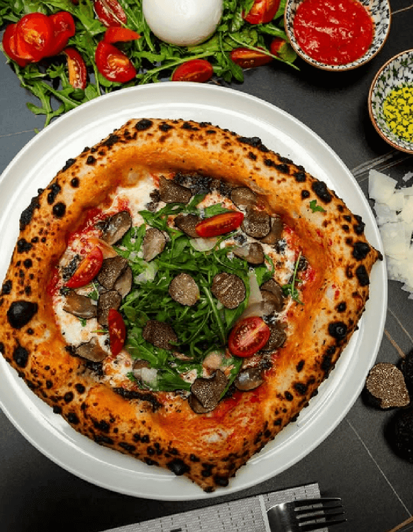 2 oder 4 Pizzen nach Wahl
